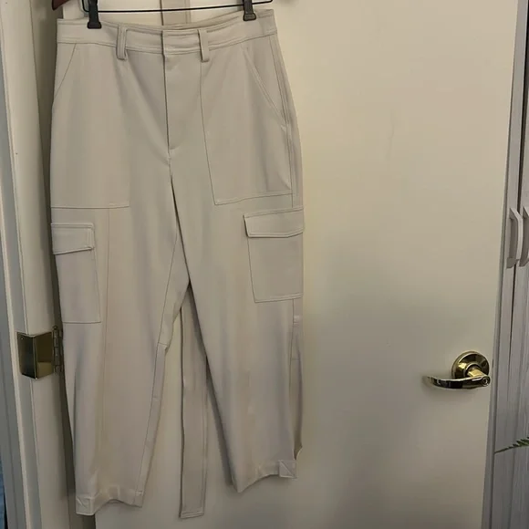 Banana Republic pristine condition - Picture 3 of 4